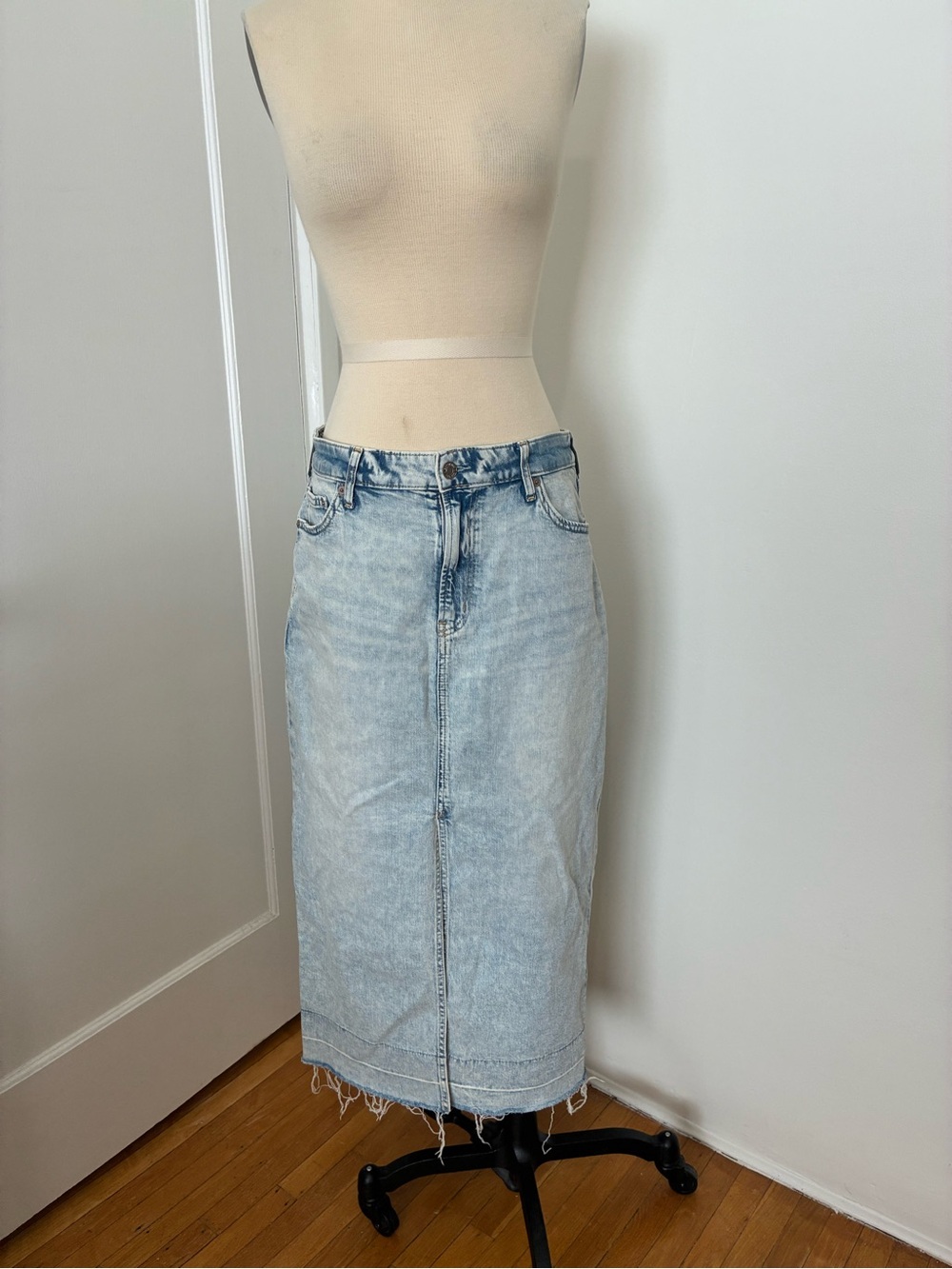 GAP Light Wash Denim Midi Skirt
